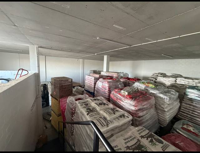 197M² WAREHOUSE TO LET IN FIRGROVE
